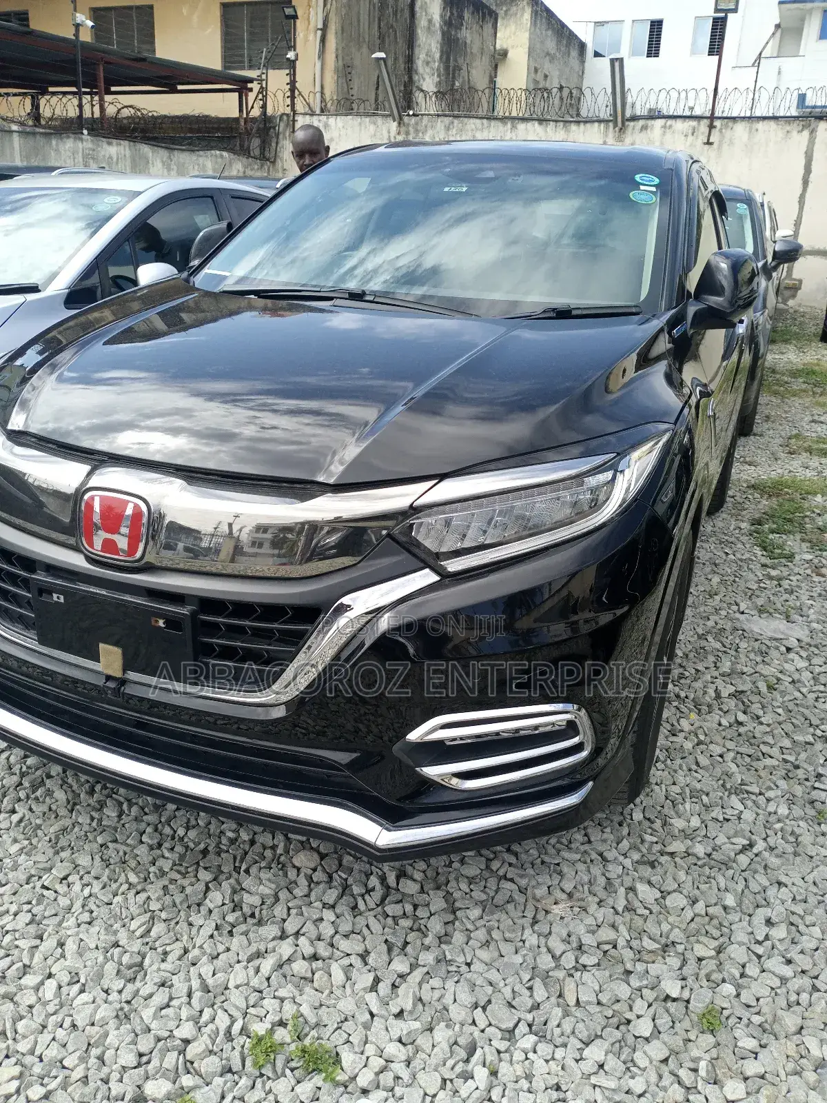 Honda Vezel 1.5 Hybrid 4WD 2021 Black