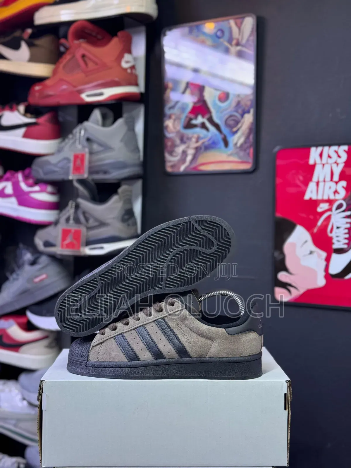 Aididas Originals Superstar.
Sizes :_40 41 42 43 44 45_