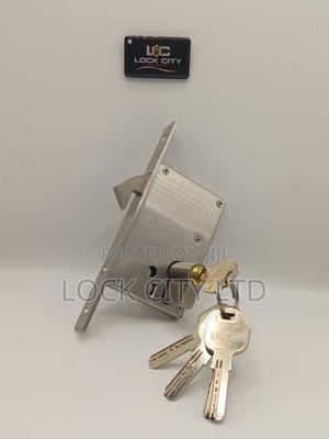 Q50 Sliding Lock - main view