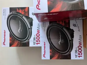Offer!! Pioneer 1500watts Model 32s4.New Sealed