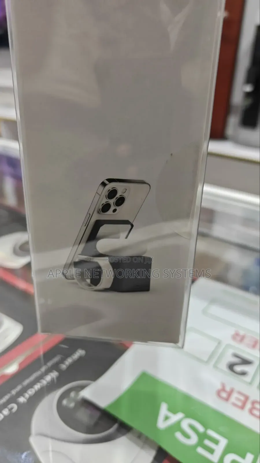 Anker 3 -in 1cube With Mag Safe