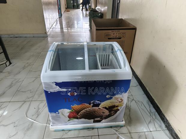 Tlac Showcase Freezer 256l Capacity - thumbnail 3