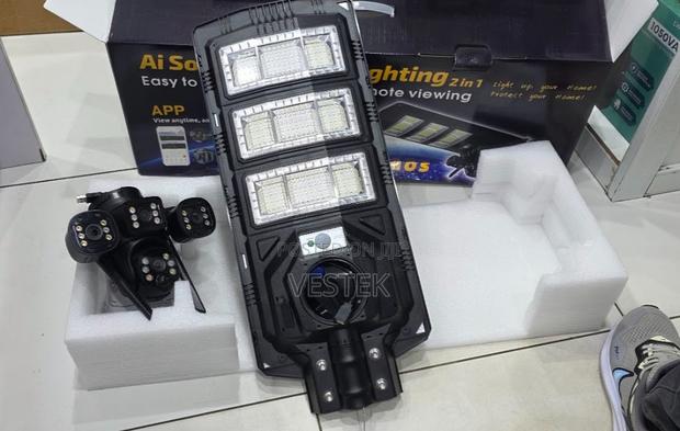 Triple Lens 450w Ai Solar V380 Solar PTZ Camera 4g