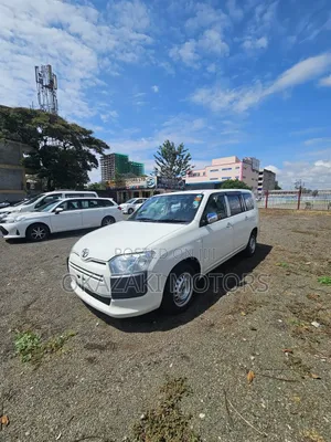 Toyota Succeed 2018 White