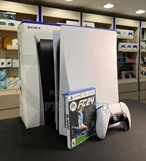 Playstation 5 With Fc24 Disc Version - main view