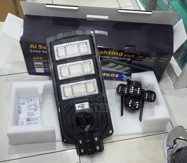 450w Triple Lens 4g Camera Solar Street Light Led Outdoor Waterproof