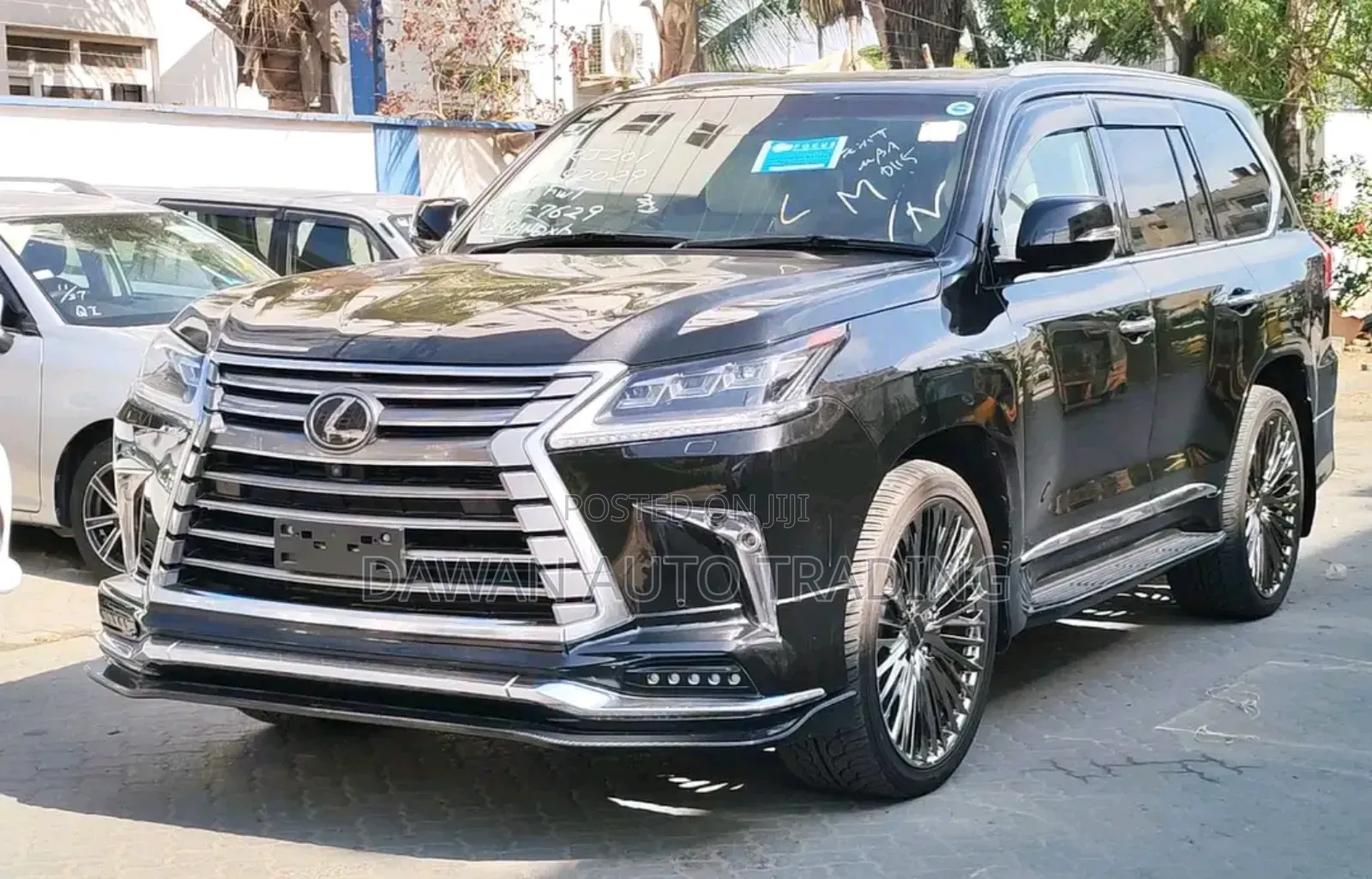 Lexus LX 570 AWD 2019 Black