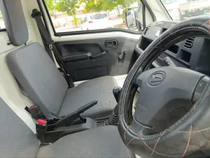 Daihatsu Hijet Manual Truck With Leaf Springs