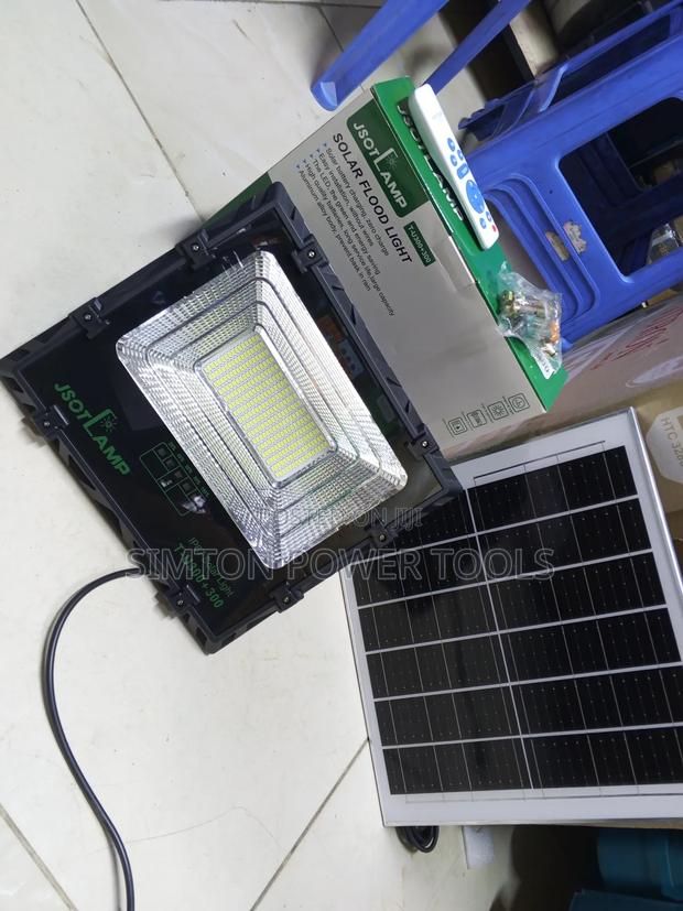Quality Jsot 300w+300w Solar Flood Light - main view