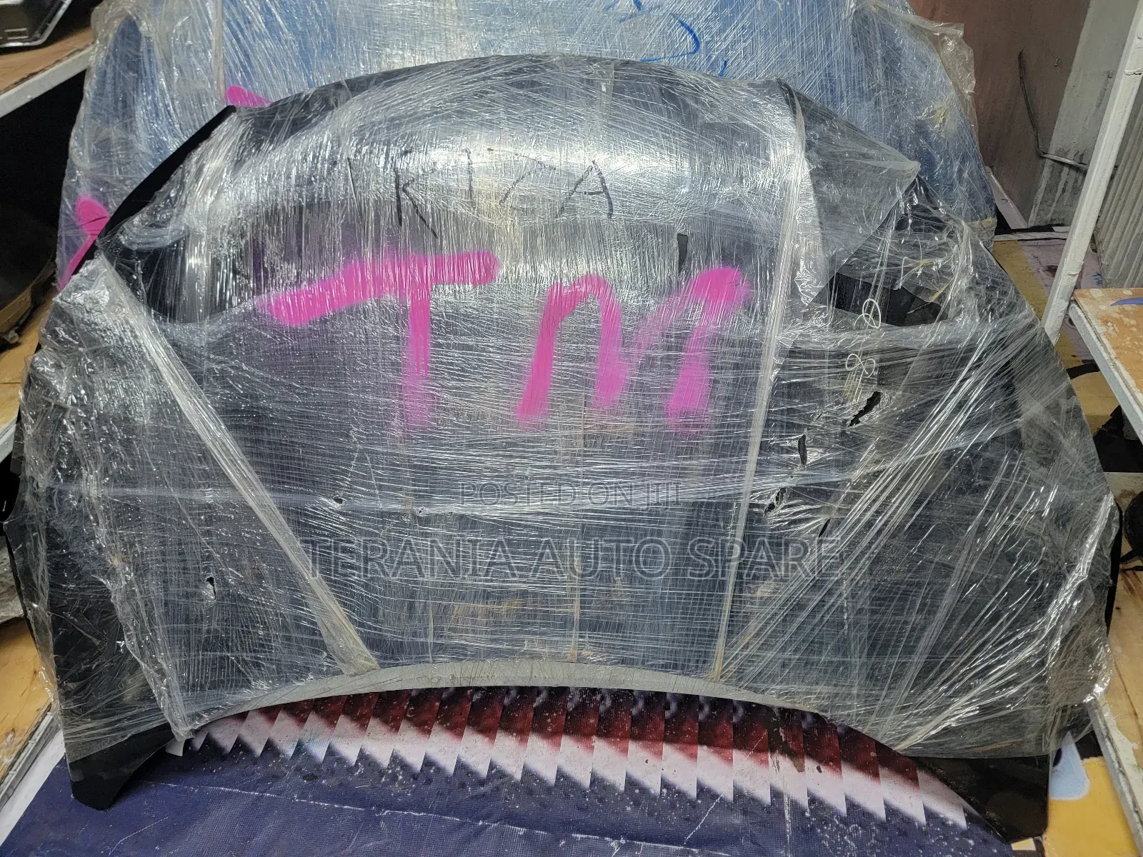 Honda Vezel Bonnet