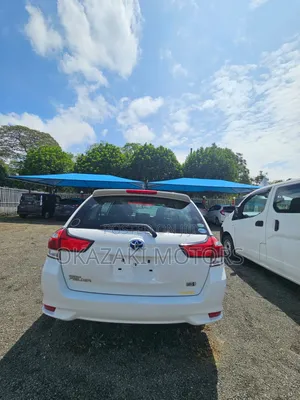 Toyota Corolla Fielder 2018 White