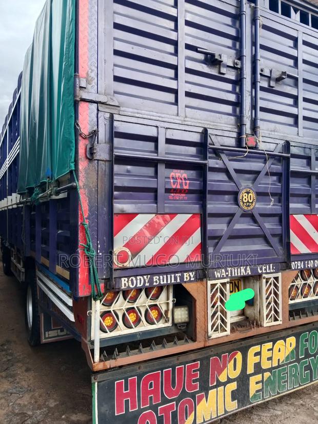 Isuzu FRR 90 Slay Queen
