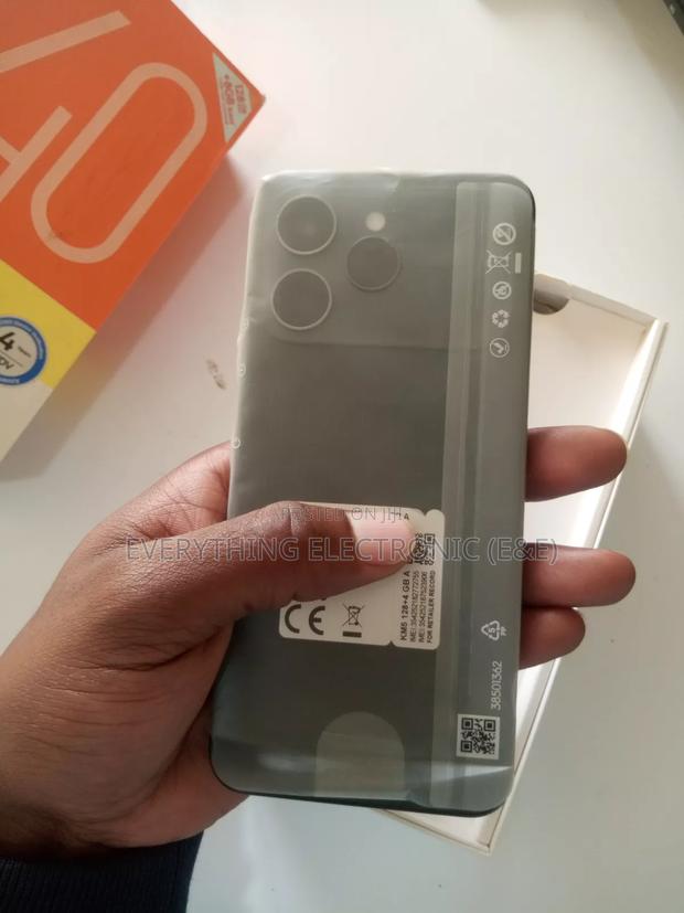 New Tecno Spark 40 128 GB Black - thumbnail 4