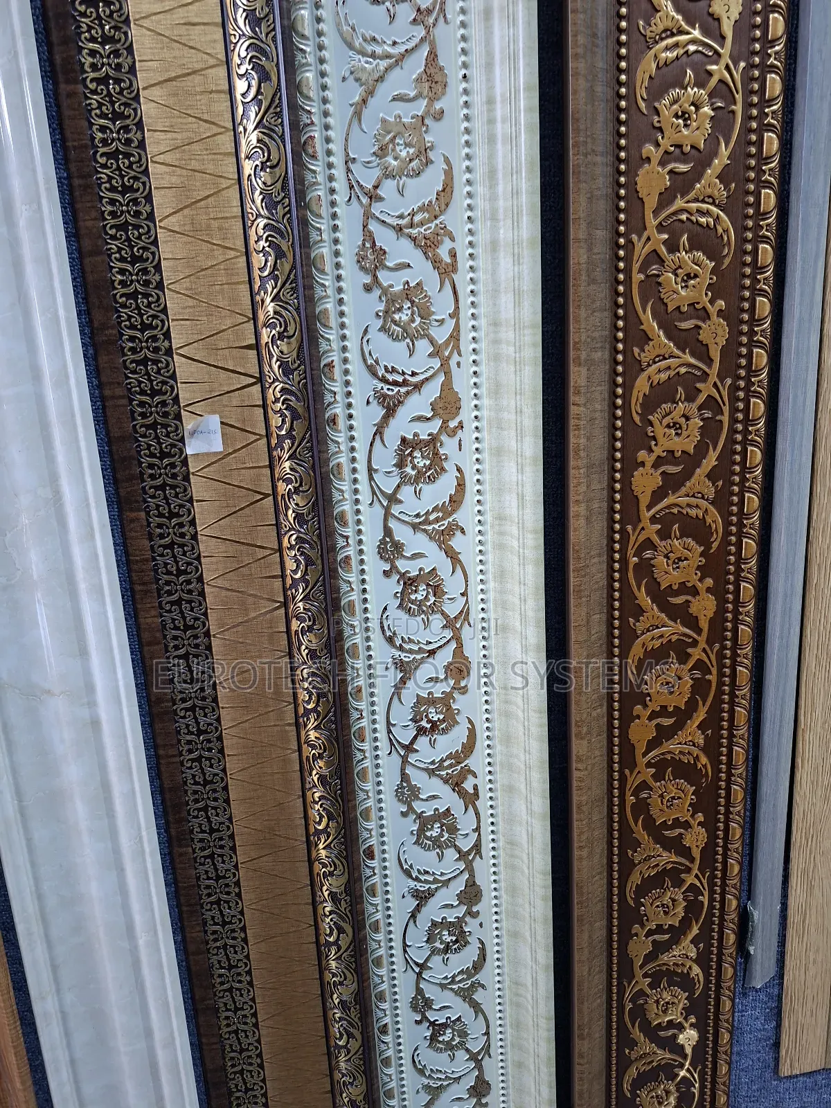 Decorative Cornices