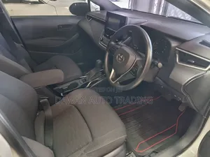 Toyota Corolla 2019 White