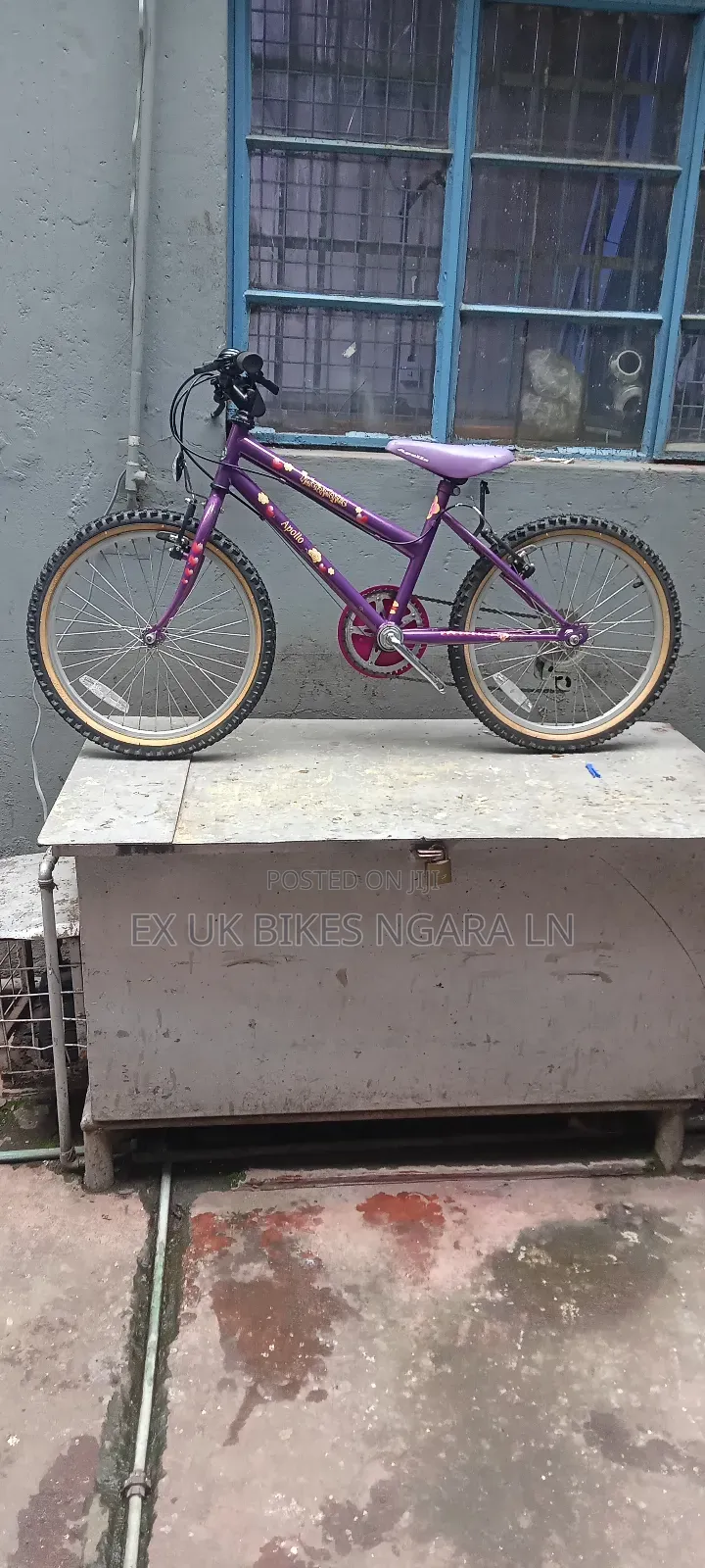 Ex Uk Size 20 MTB Apollo for 6-7 Yr Old