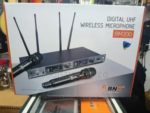 BNK Bm200 Wireless Microphone 250m Distance