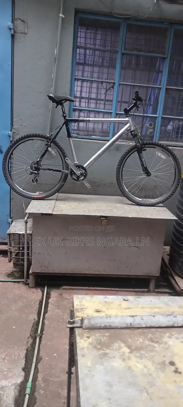 Ex Uk Size 26 Aluminum Raleigh Mountain Bike 21speed