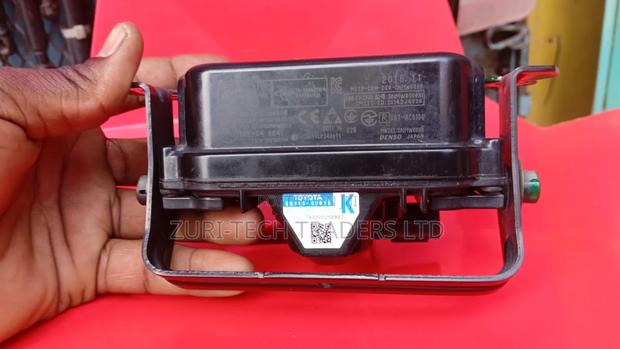 Harrier 2018 Grille Radar  Sensor - thumbnail 2