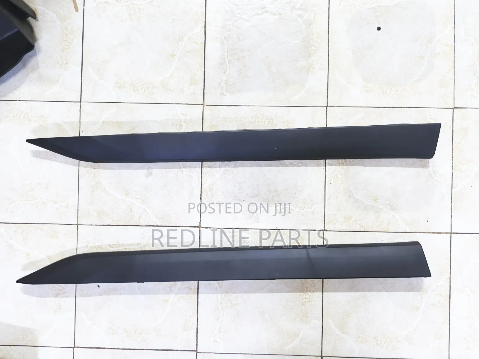 Subaru Outback Bt Front Door Mouldings