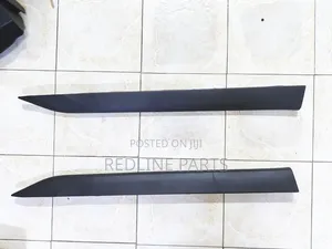 Subaru Outback Bt Front Door Mouldings