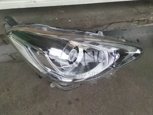 Toyota Aqua 2015 Headlight Zenon