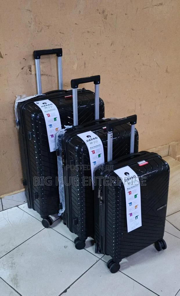 3-in-1 Suitcase Set Unbreakable - main view