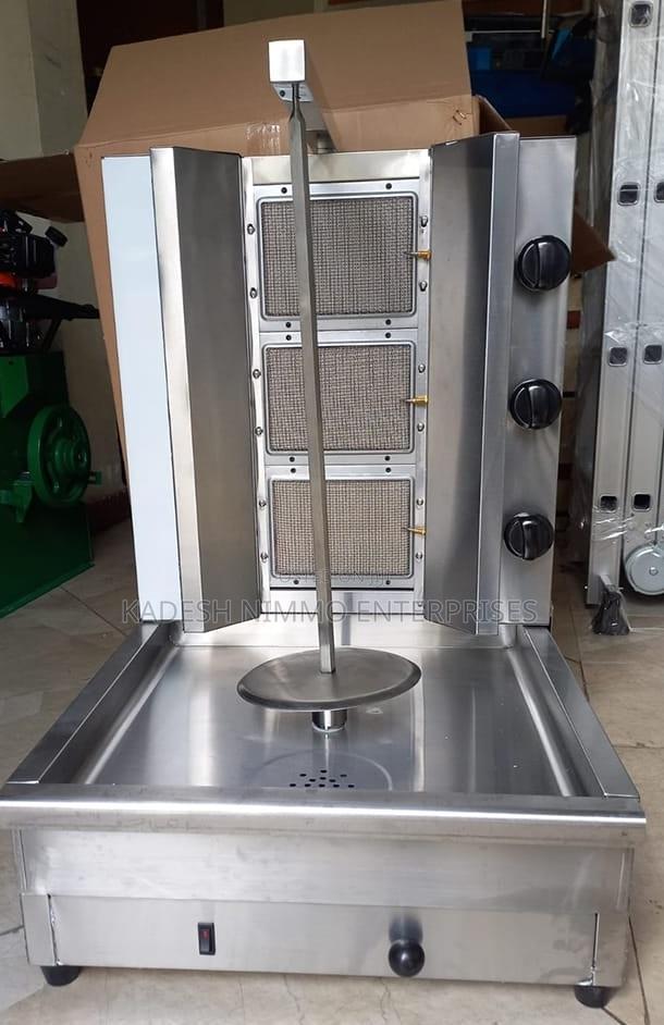User-friendly 3 Burner Shawarma Machine - main view