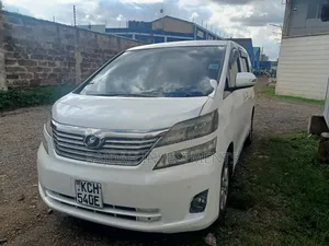 Toyota Vellfire 2009 White