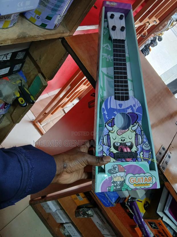 Toy Guitar - main view