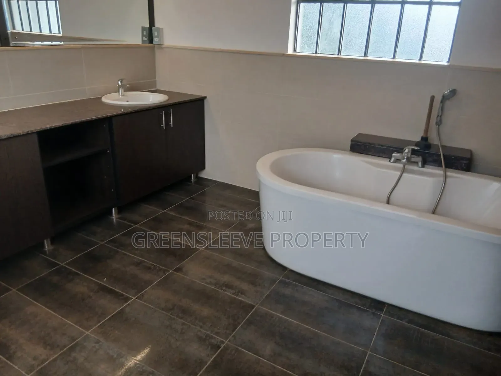 4bdrm House in Runda for rent