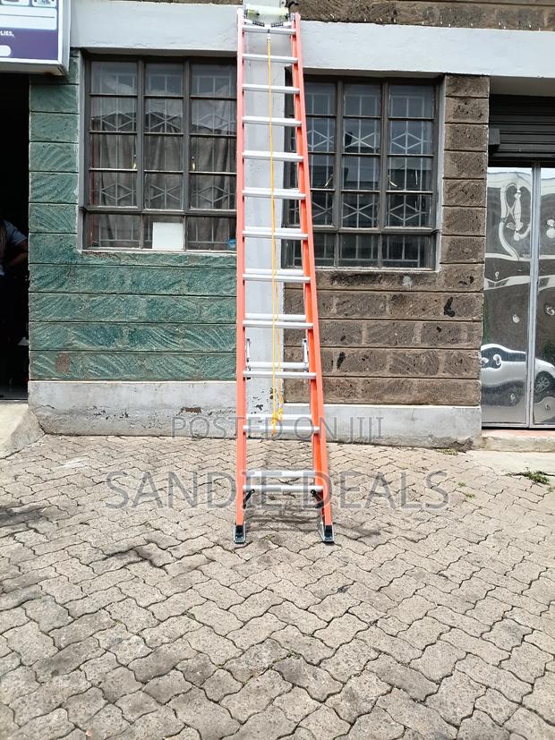 Fibre Glass Ladder - thumbnail 2