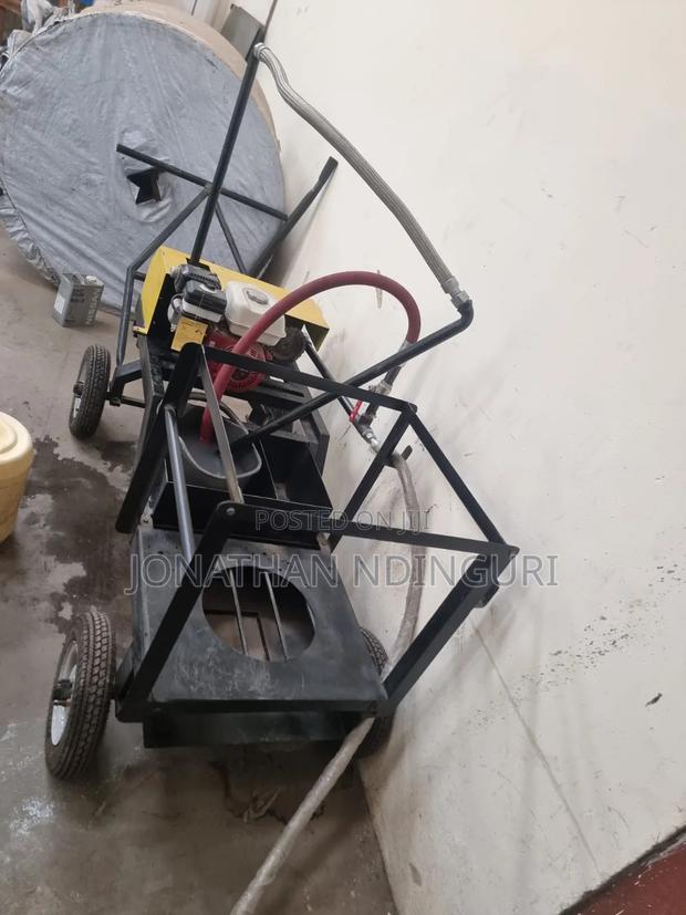 Asphalt Emulsion Sprayer Machine