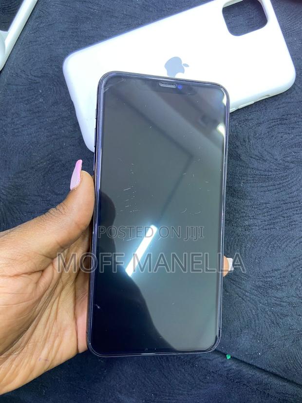 Apple iPhone 11 Pro Max 256 GB Gray - thumbnail 2