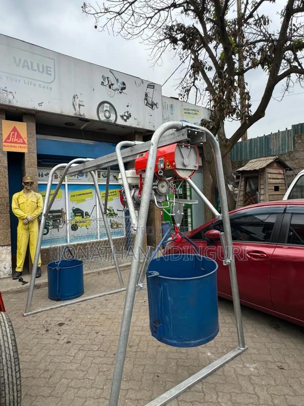 Concrete Hoist