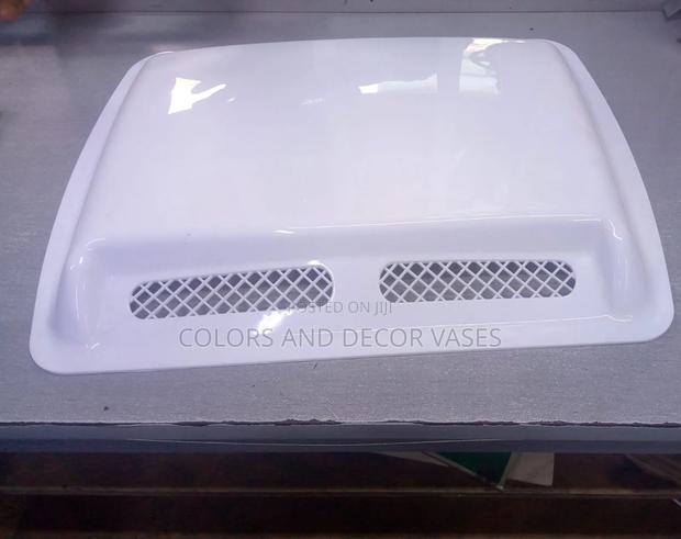 White Universal Bonnet Scoop
