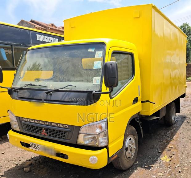 Mitsumitsubishi Canter - thumbnail 4