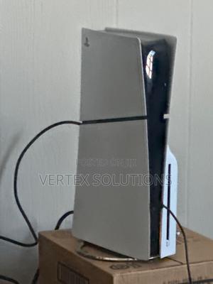 Play Station 5 Slim - thumbnail 2