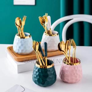 Nordic Light Luxury Fruit Fork and Spoon Ceramic Storage Tank Set - thumbnail 2