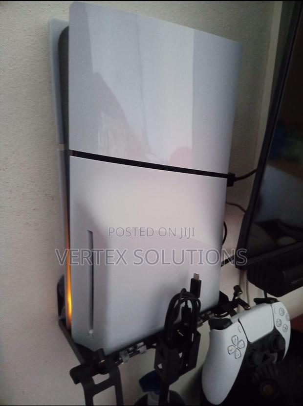 Play Station 5 Slim - main view