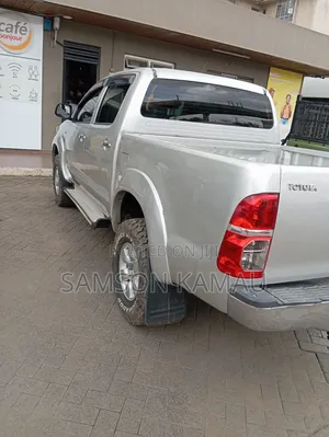 Toyota Hilux 2008 Silver