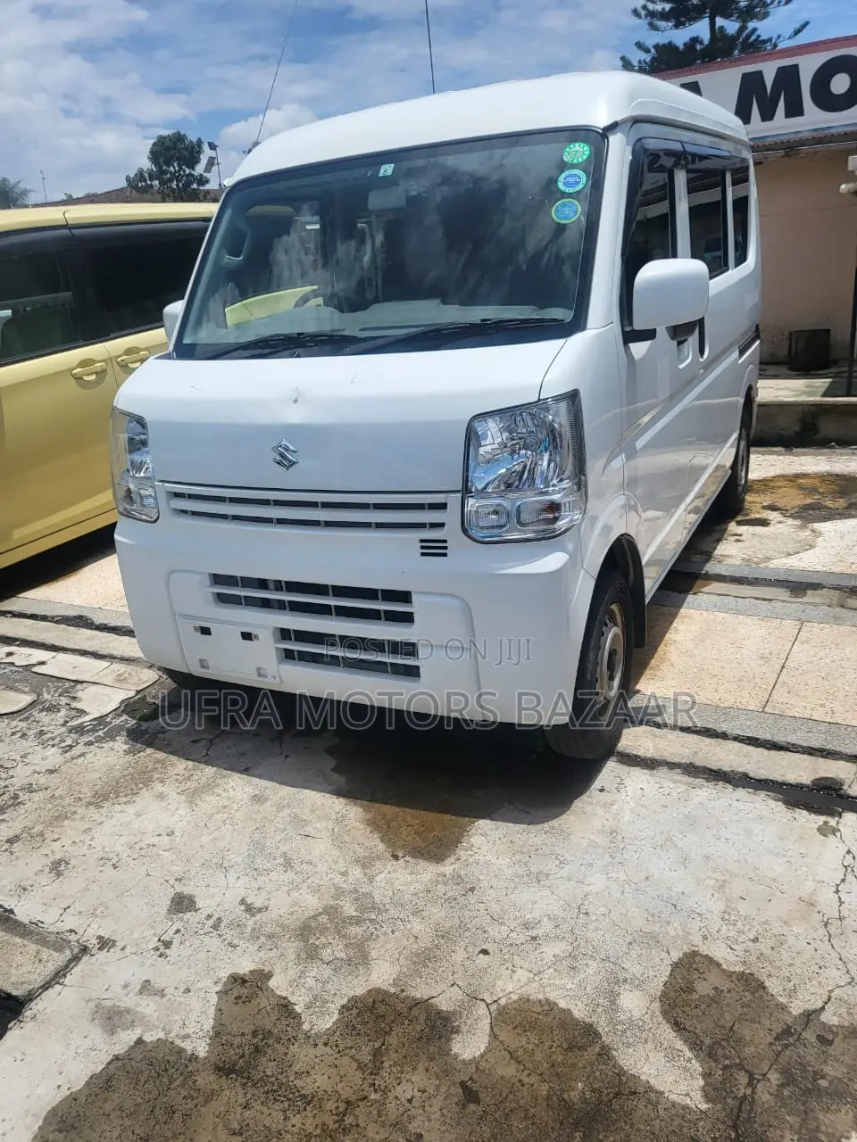 Suzuki Every 2018 White