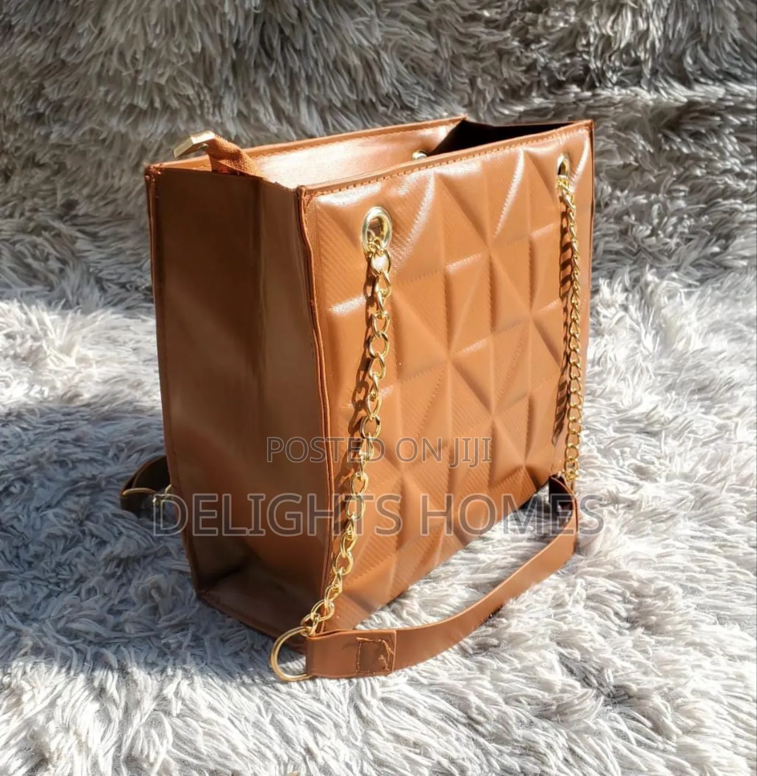 Versatile Stylish Ladies Sling Bag_re