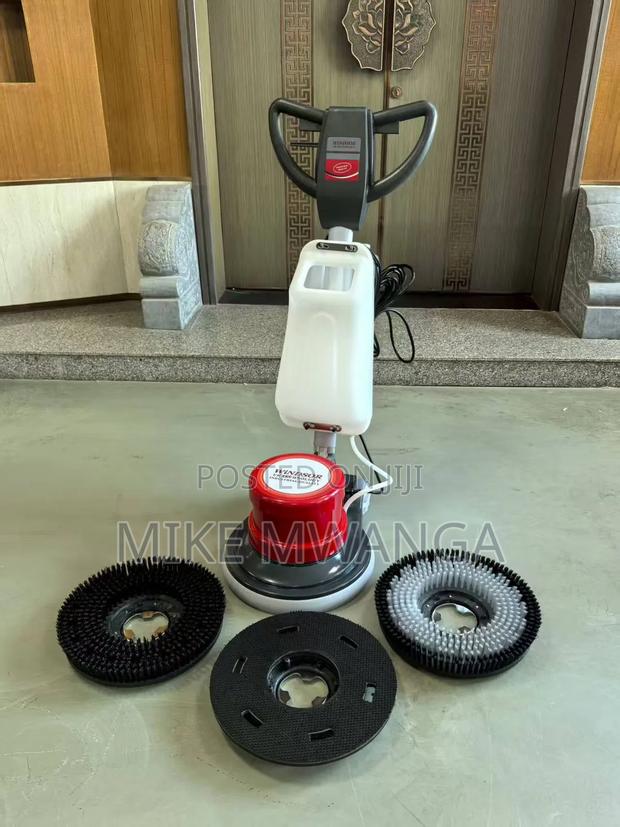 Floor Scrubbing Machine - main view