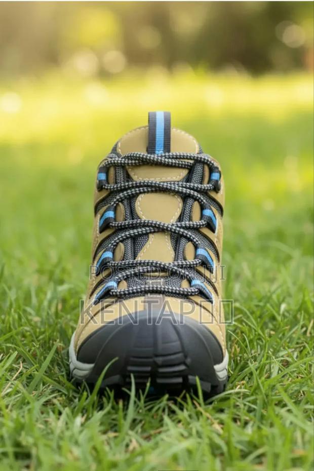 Trekker's Hiking Shoes - thumbnail 3