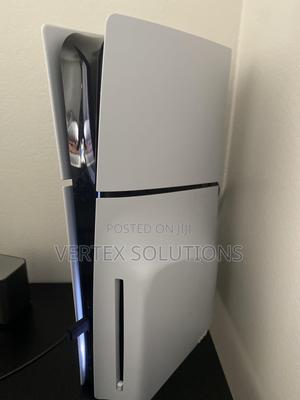 Play Station 5 Slim - thumbnail 2