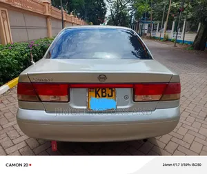 Nissan FB15 2004 Silver