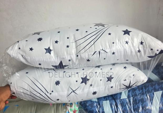 Flowered Fiber Bed Pillows_sk