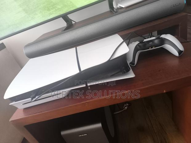 Play Station 5 Slim - main view