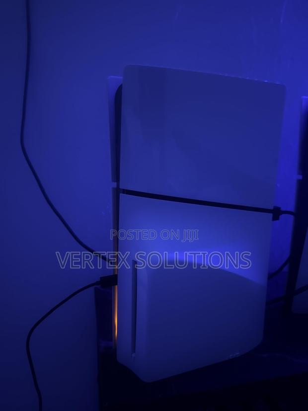 Play Station 5 Slim - main view